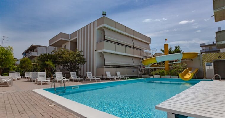 Holiday Club Residence   Martinsicuro  (1)