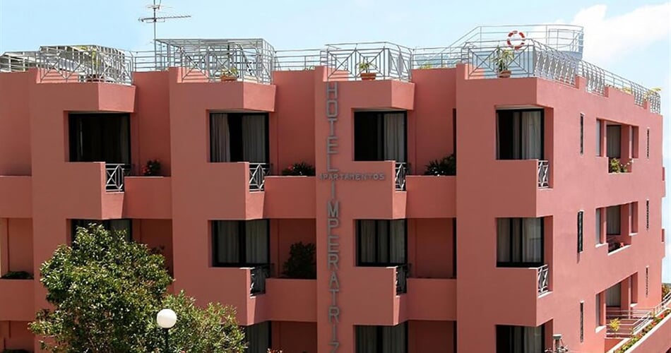 Aparthotel Imperatriz: fotografie vybavení exteriérů a interiérů ubytování.