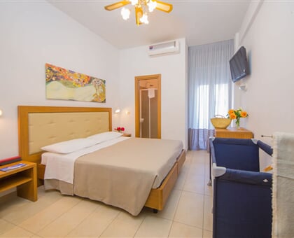 Hotel Mediterraneo, Cattolica (1)