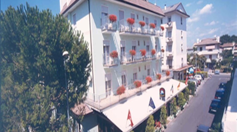 hotel 1
