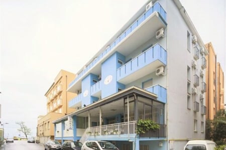Rimini - Rivazzurra - Hotel Adria Mare 3*