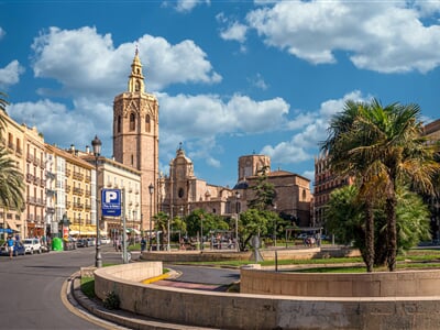valencia, city square, fountain