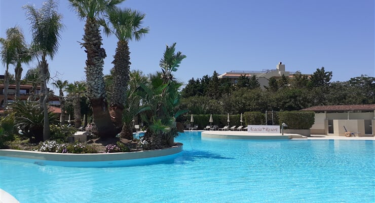 Acaia hotel resort CampofelicediRoccella (3)