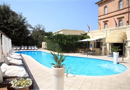 Hotel Villa Adriatica**** - Rimini