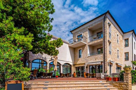 Vodice, Hotel NIKOLA 3*
