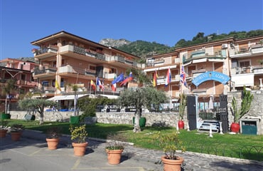Hotel Calipso *** - Mazzeo