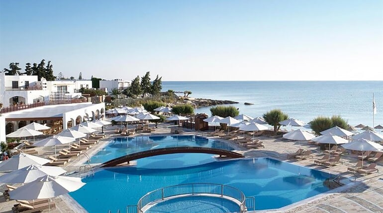 Hotel Creta Maris Resort: fotografie vybavení exteriérů a interiérů ubytování.