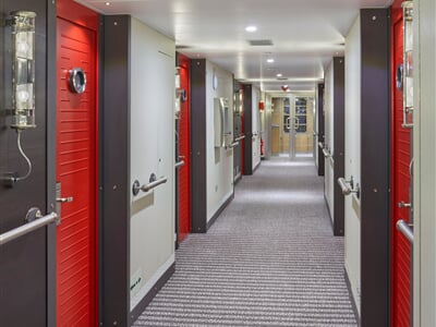 A21 MAG01 BB  MAG 2019 TomArbanPhotography Hallways (01)