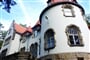 Polsko - Willa Jagniatkow postavená 1901 pro Gerharda Hauptmanna, žil zde až do roku 1946