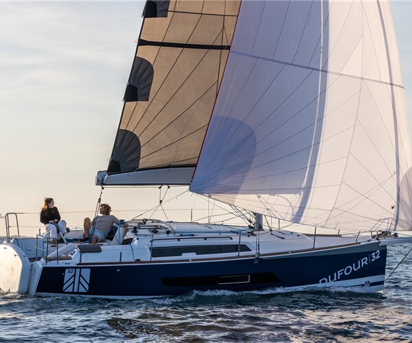 Dufour 32 - NEW 2023