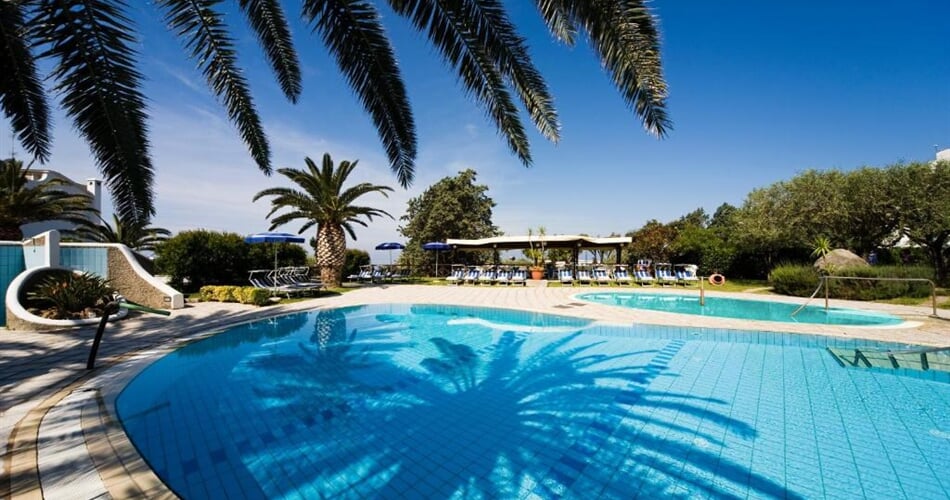 Ischia - hotel Ideal, bazén