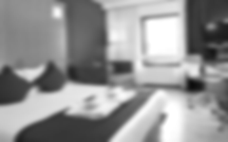 Londýn - Holiday Inn London - West***