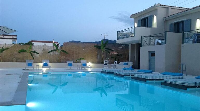 Aparthotel Villa Olga Lounge: fotografie vybavení exteriérů a interiérů ubytování.