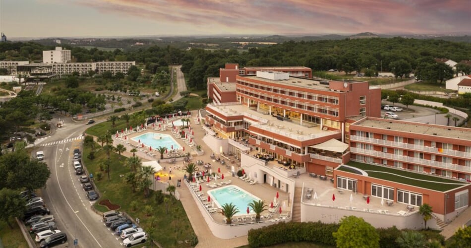 1 Hotel Albatros