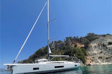 Oceanis 46.1 - July - Watermaker 12V (4 Cabins 4 Heads )