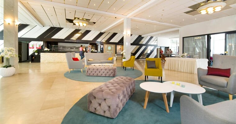 Recepcia a lobby