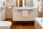 Studio DE LUXE****