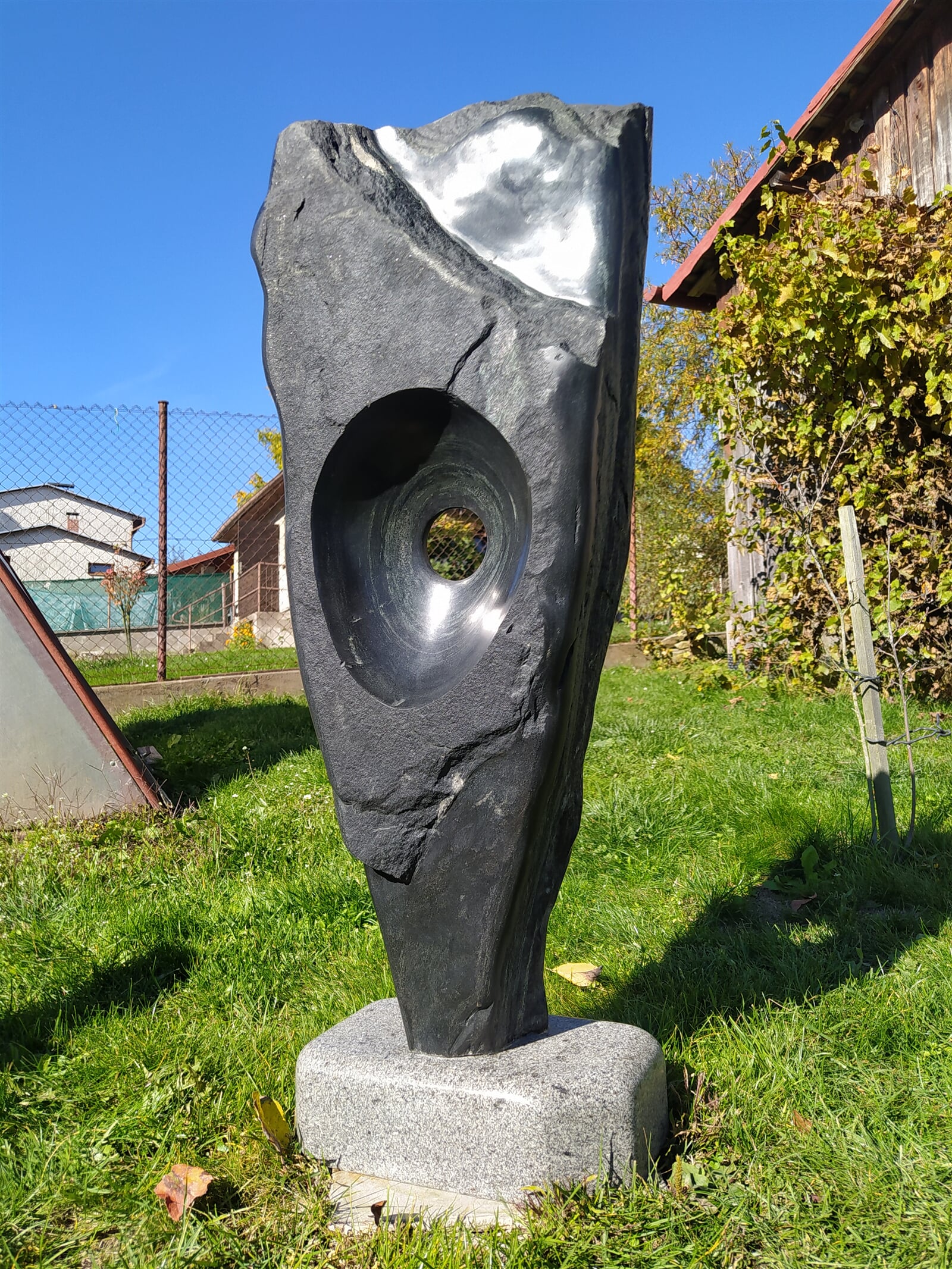 Petr Minář: Tajemství černé díry, 105 × 36 cm