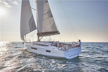 Sun Odyssey 410 - First Date