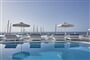 Hotel Notos Therme & Spa: fotografie vybavení exteriérů a interiérů ubytování.