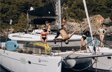 Lagoon 450 Fly - La Luna-1 (s posádkou)