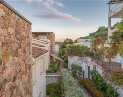 Exteriér apartmánů, Baja Sardinia, Sardinie