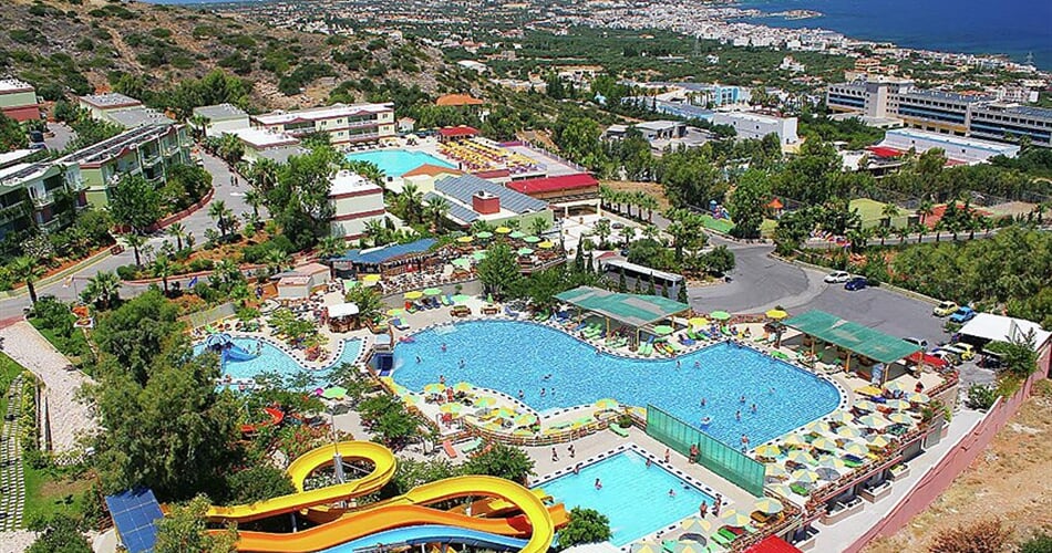 Hotel Aqua Sun Village: fotografie vybavení exteriérů a interiérů ubytování.