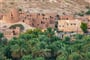 Oman-horská vesnice v Nizwa_iStock-1300884734
