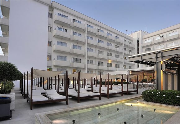 Agia Napa - Hotel Nestor
