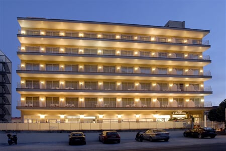Hotel Catalonia ***