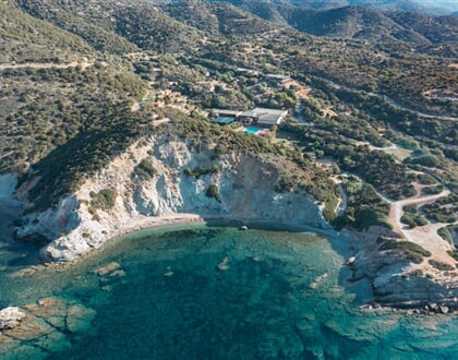 Letecký pohled na rezidenci, Teulada, Sardinie