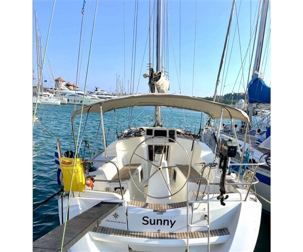 Plachetnice Sun Odyssey 36i - Sunny