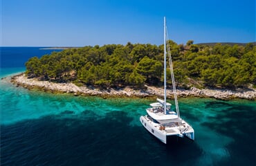 Sunreef 50 - SOLITAIRE (s posádkou)