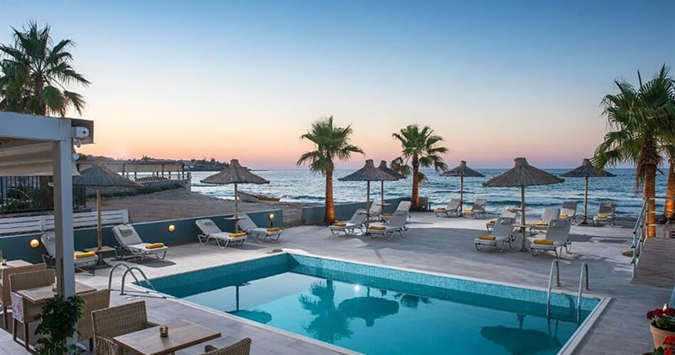 Hotel Compass Stalis Beach: fotografie vybavení exteriérů a interiérů ubytování.