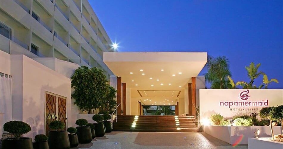 Hotel Napa Mermaid & Suites: fotografie vybavení exteriérů a interiérů ubytování.