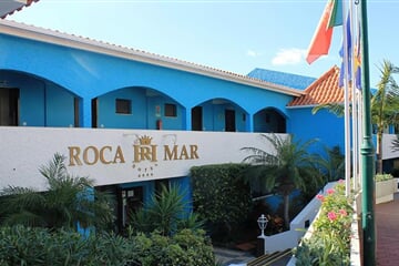 Caniço de Baixo - Hotel Roca Mar