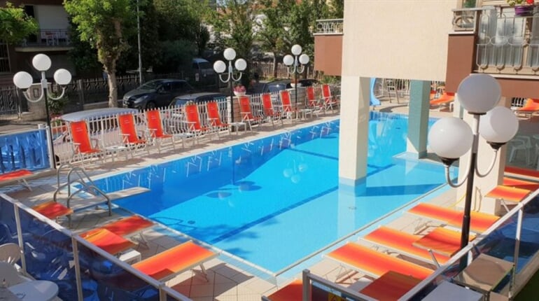 i Hotel Cosmos 03 024