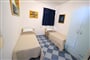 Apt 8