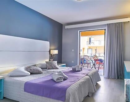 Aparthotel Sunrise Village: fotografie vybavení exteriérů a interiérů ubytování.