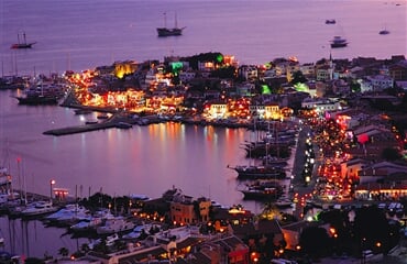 plavba plachetnicí s posádkou - Turecká riviéra - Fethiye / 12 ostrovů / Göcek FB