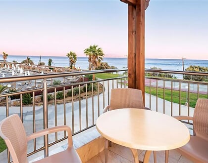 Grand-Blue-Beach-Hotel-32
