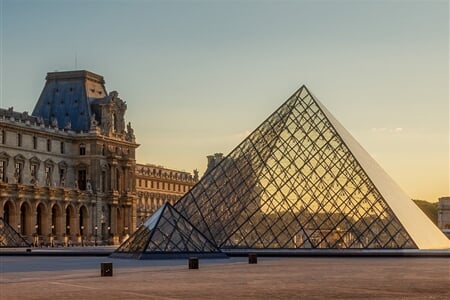 Francie - Paříž Letecky, Versailles A Louvre