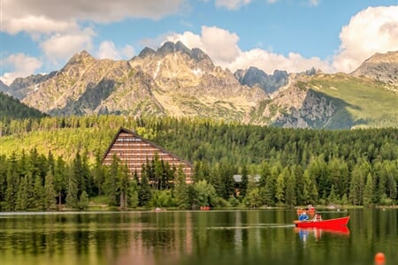 Vysoké Tatry - Vlakem pod tatranské velikány