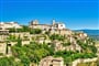Městečko Gordes v Provence - poznávací zájezdy do Francie