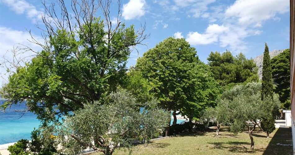 Foto - Omiš - hotel Brzet - autobusem