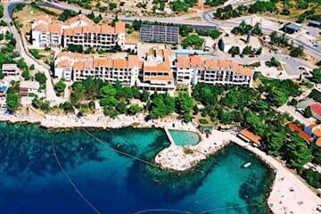 Hotel Zagreb - Karlobag