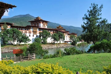 Bhútán - Nepál Na Vlně Luxusu