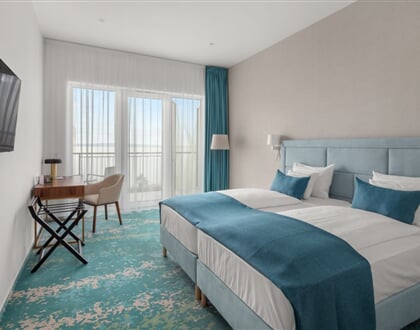 LakeSide Room