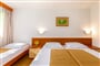 Foto - Crikvenica - Dramalj - Kačjak Holiday Resort (pavilony) . **