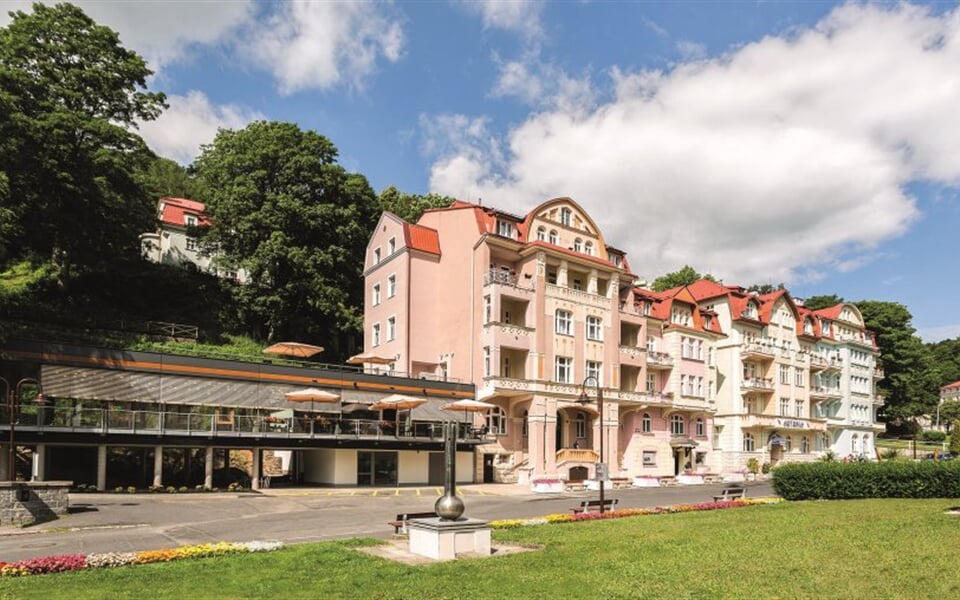 llJ Astoria celková 001